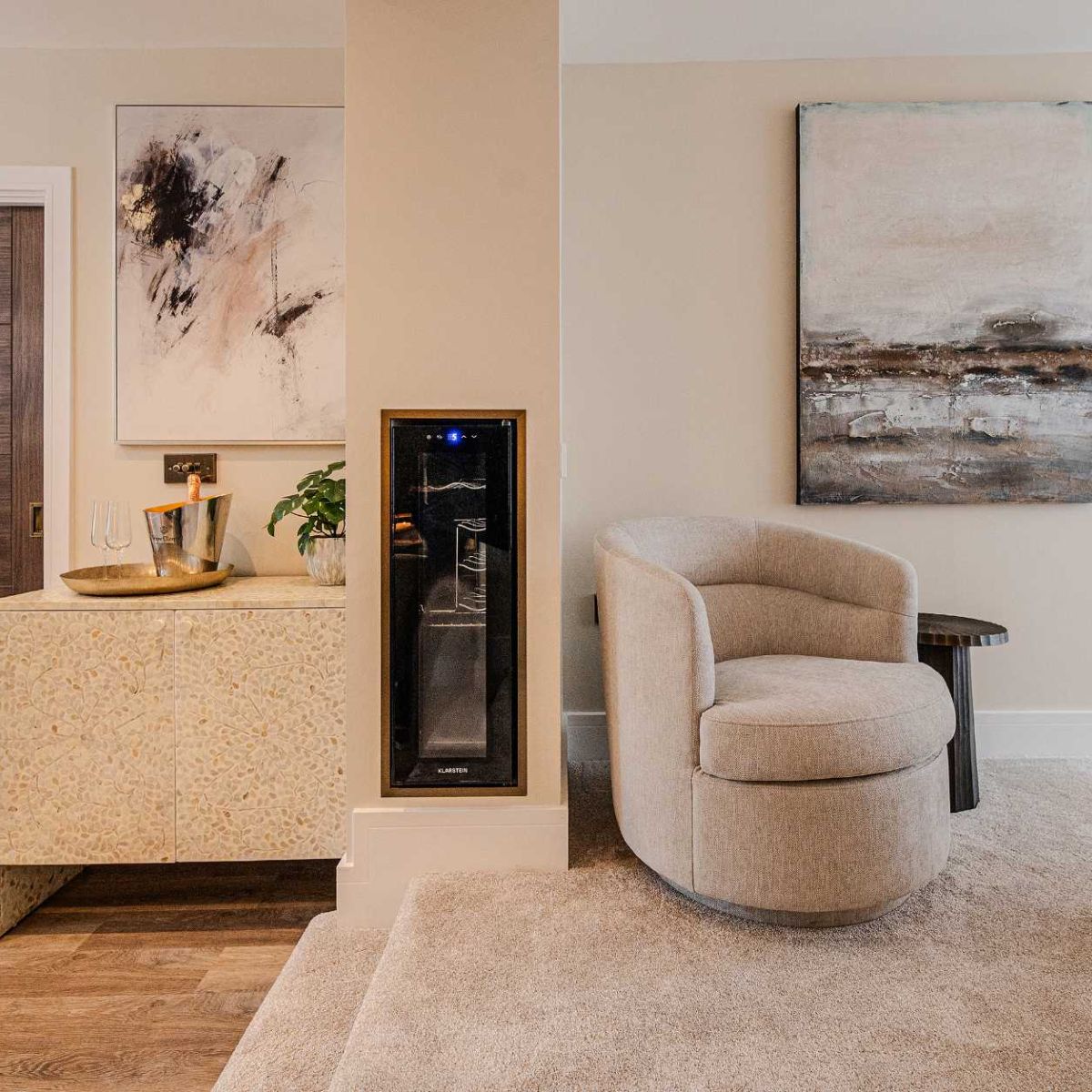 Atlantic Interiors Home Hero Bed & Lamp